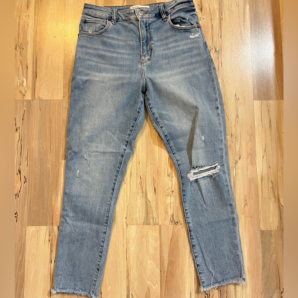 Abercrombie & Fitch The Super Skinny High Rise Jeans